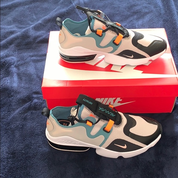 Nike Other - Nike Air Max Infinity